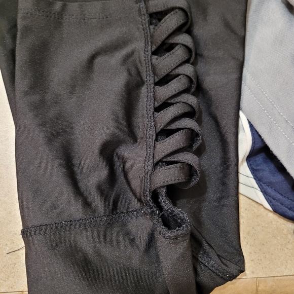 Body Concepts leggings - Picture 5 of 7